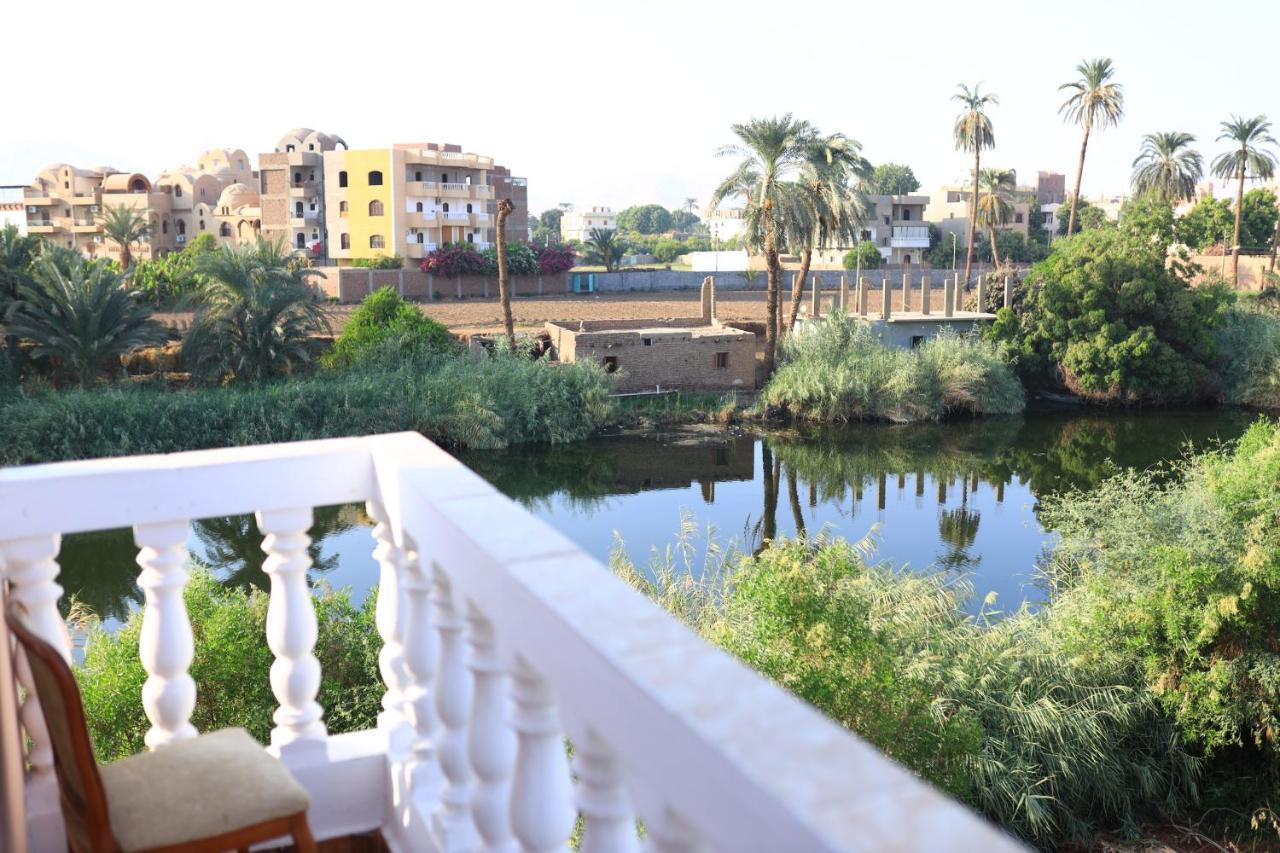 Апартаменти Luxor Nile View Flats Екстер'єр фото
