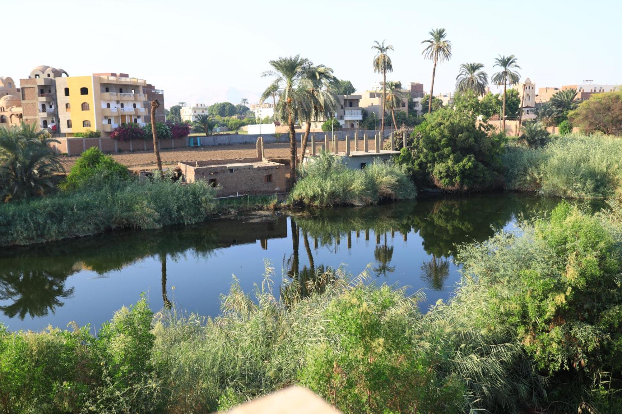 Апартаменти Luxor Nile View Flats Екстер'єр фото